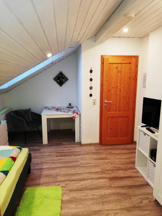 Familie Sattler Apartment พัพเพนไฮม์ ภายนอก รูปภาพ